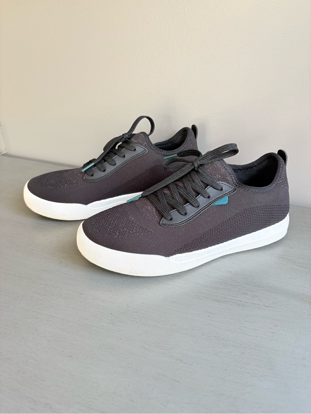 Vessi Weekend Black Knit Waterproof Lightweight Sneakers Classic Women Size 9